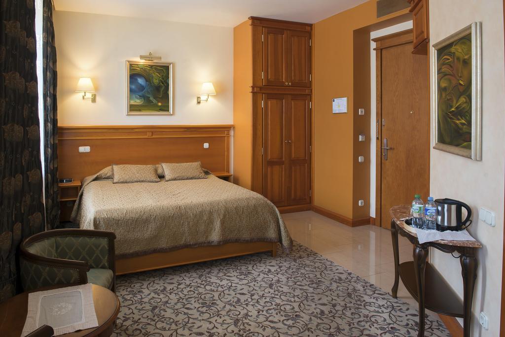 Pazaislis Park Hotel Kaunas Luaran gambar